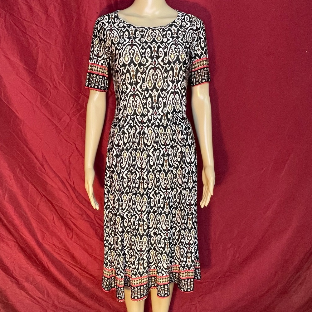 Pretty Young Thing Fit and Flare Midi Dress Small